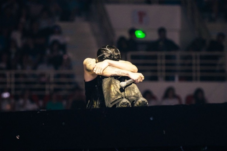 Soobin bật khóc nức nở trước hàng nghìn khán giả - 8