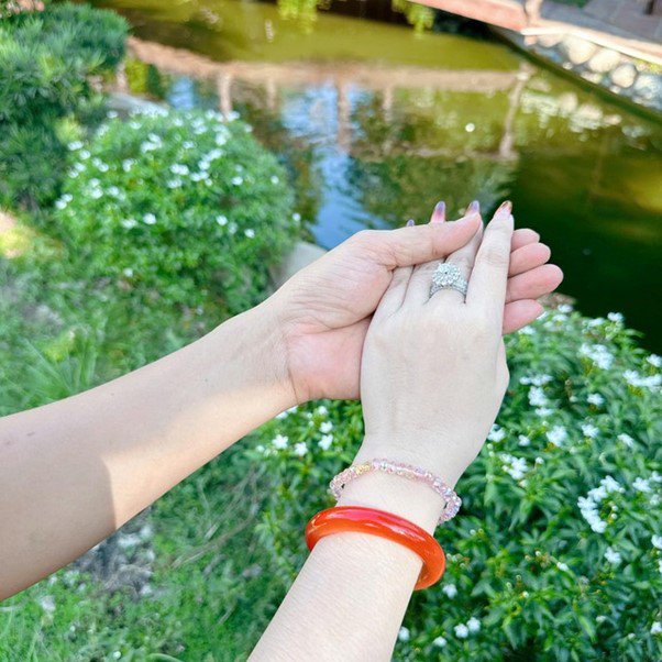 "Hoàng tử mắt hí" sau nhiều năm độc thân, tuổi 43 bất ngờ công khai có bạn gái 1748509922 picture3 82682 width602height602