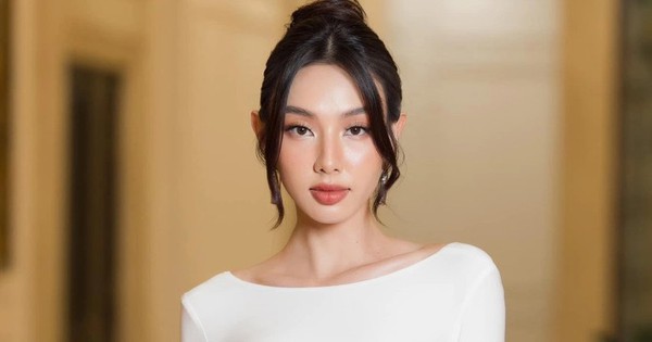 Hoa hậu Thuỳ Tiên bị lợi dụng danh tiếng? 28 Hoa hậu Thuỳ Tiên bị lợi dụng danh tiếng? 1748513645273600003593 17485187270501616270256 38 0 676 1020 crop 174851874139114149794 1748519560468 17485195613091202965728 0 0 400 764 crop 17485196089381374841613jpg