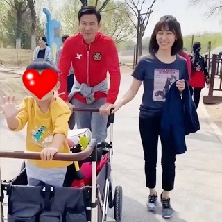 Cuộc sống của tình cũ Trương Thiết Lâm thêm trọn vẹn nhờ quý tử đáng yêu chào đời năm 2018.