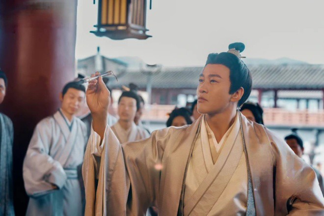 Dù chỉ xuất hiện trong một số cảnh quay nhưng Hà Nhuận Đông đã để lại ấn tượng sâu sắc trong lòng khán giả.