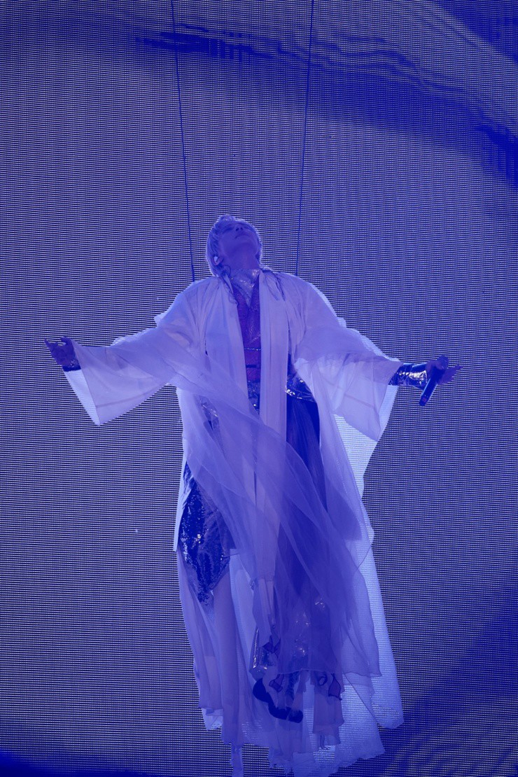 Khán giả đội mưa nghe nhóm B.O.F hát - 9