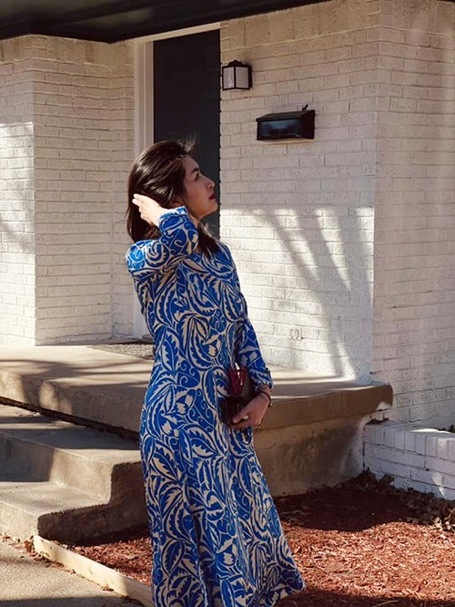 1748852755-648-238-5636-3936-4530-9099-6-7465-width500height666 Làm mẹ đơn thân, nuôi con tự kỷ 13 tuổi chưa biết nhai, ca sĩ Nguyễn Hồng Nhung vẫn sống sung túc ở Mỹ trong biệt thự 200m2 - 19