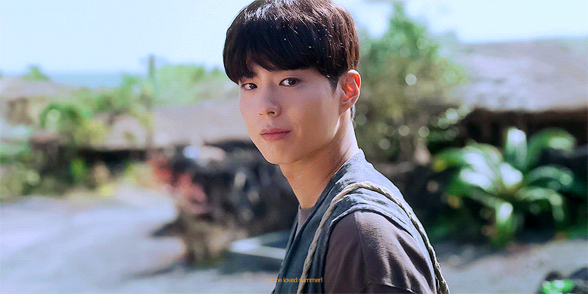 Kỳ lạ nam thần vào vai trắng trẻo thư sinh thì