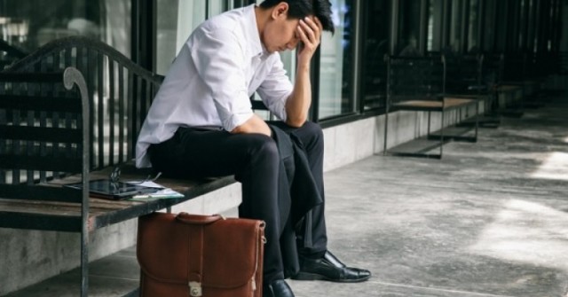 Nếu không may thất nghiệp, phải thật lưu ý những điều này! 1749043585 149 thumbnail width740height495 anh cat 3 2 auto cropjpg 1