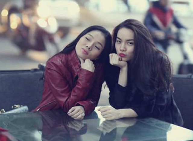Lệ Quyên và Hồ Ngọc Hà.