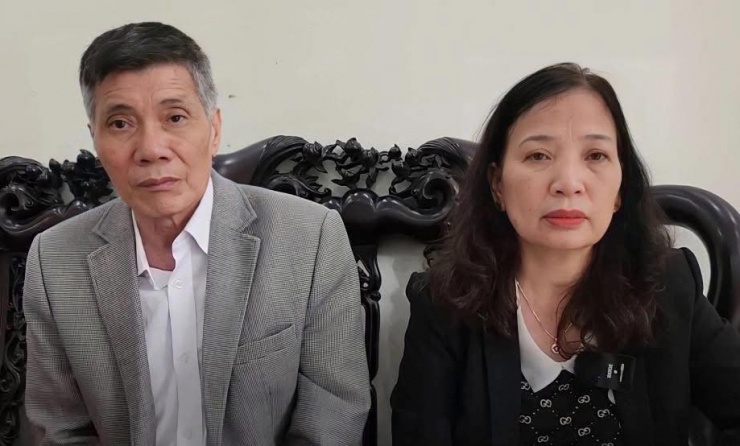 Vợ chồng ông Giầu, bà Thịnh. Ảnh: NVCC