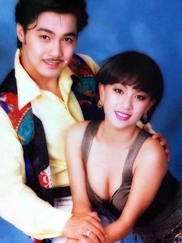 Chuyện tình chỉ kéo dài 4 năm giữa Y Phụng và Lý Hùng khiến người hâm mộ tiếc nuối. Ảnh Internet.