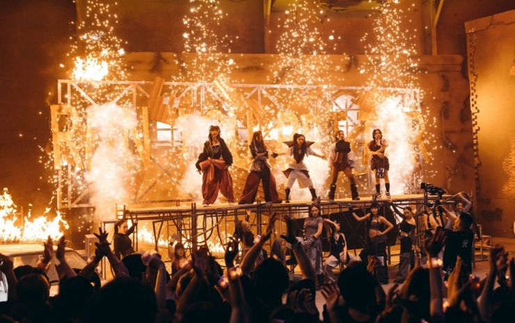 Đội Châu Bùi diễn bùng nổ tại 'Em xinh say hi' - 2