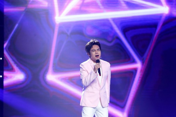 “Bé Châu” Nguyễn Huy đã có màn quay trở lại đầy ngoạn mục khi cùng producer Tuấn Mario giành chiến thắng tại cuộc thi Thách Thức Giới Hạn 2024.