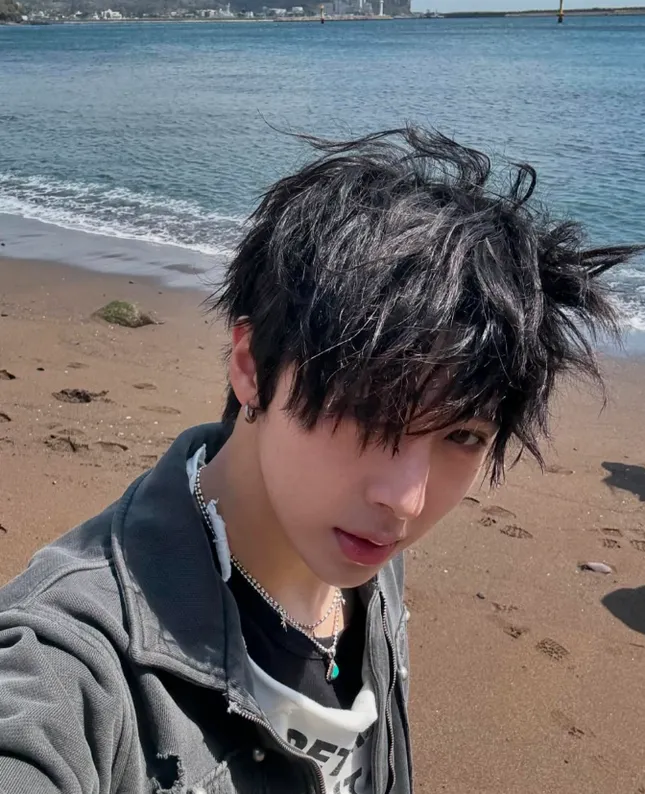 1749604590-screenshot-65-7608-8668-widthheight Đội hình co-ed của Teddy: Tài phiệt đời thứ 4, một thành viên bị yêu cầu loại - 4