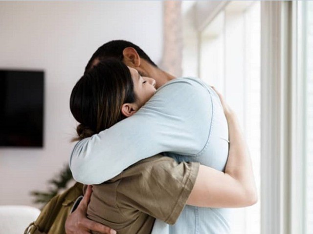 Trong những tình huống ngoại tình, phái đẹp bao giờ cũng có thiên hướng xóa sạch dấu vết thông qua nỗ lực tường thuật những gì đã xảy ra nhằm mục đích đánh lừa người chồng. Ảnh minh họa