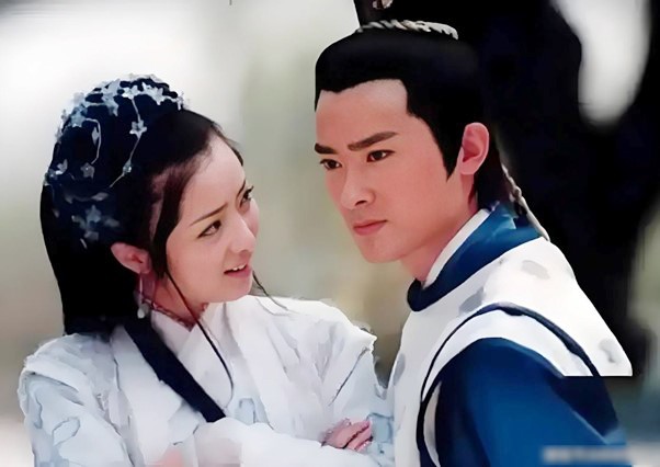 Nam diễn viên Nhậm Tuyền được khán giả Việt biết tới nhiều nhất với vai Công Tôn Sách trong