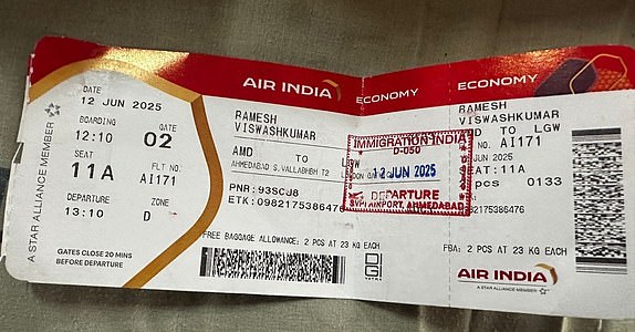 1749738105126lcgalleryimagevishwashkumarairindia-1749741043774-17497410440331130824207 "Khi tỉnh lại, xung quanh tôi toàn xác chết": Lời kể ám ảnh của hành khách ngồi ghế 11A sau thảm hoạ hàng không khiến hàng trăm người thiệt mạng 1749738105126lcgalleryimagevishwashkumarairindia 1749741043774 17497410440331130824207