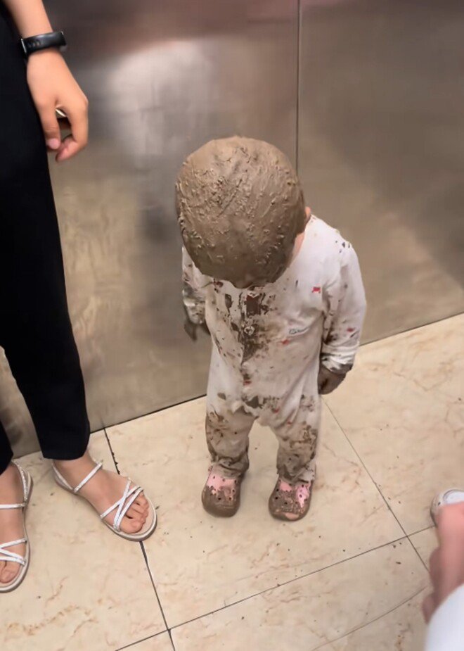 Mới nửa tháng, khối nghỉ hè đã khiến bố mẹ