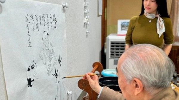 Ông lão 86 tuổi cưới vợ thứ 4 kém 50 tuổi, dân mạng dậy sóng tranh cãi 1750151089 396 thumbnail width740height495 anh cat 3 2 auto cropjpg