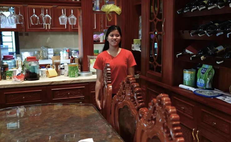 Một người con gái khác của ông Thịnh năm nay 19 tuổi.