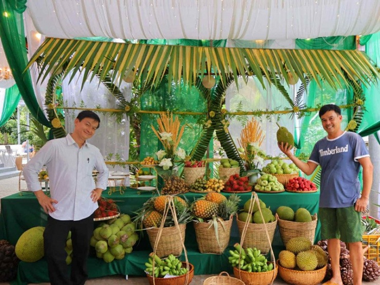 Quầy trái cây khiến đám cưới của Gia Nghi thêm sôi động 
