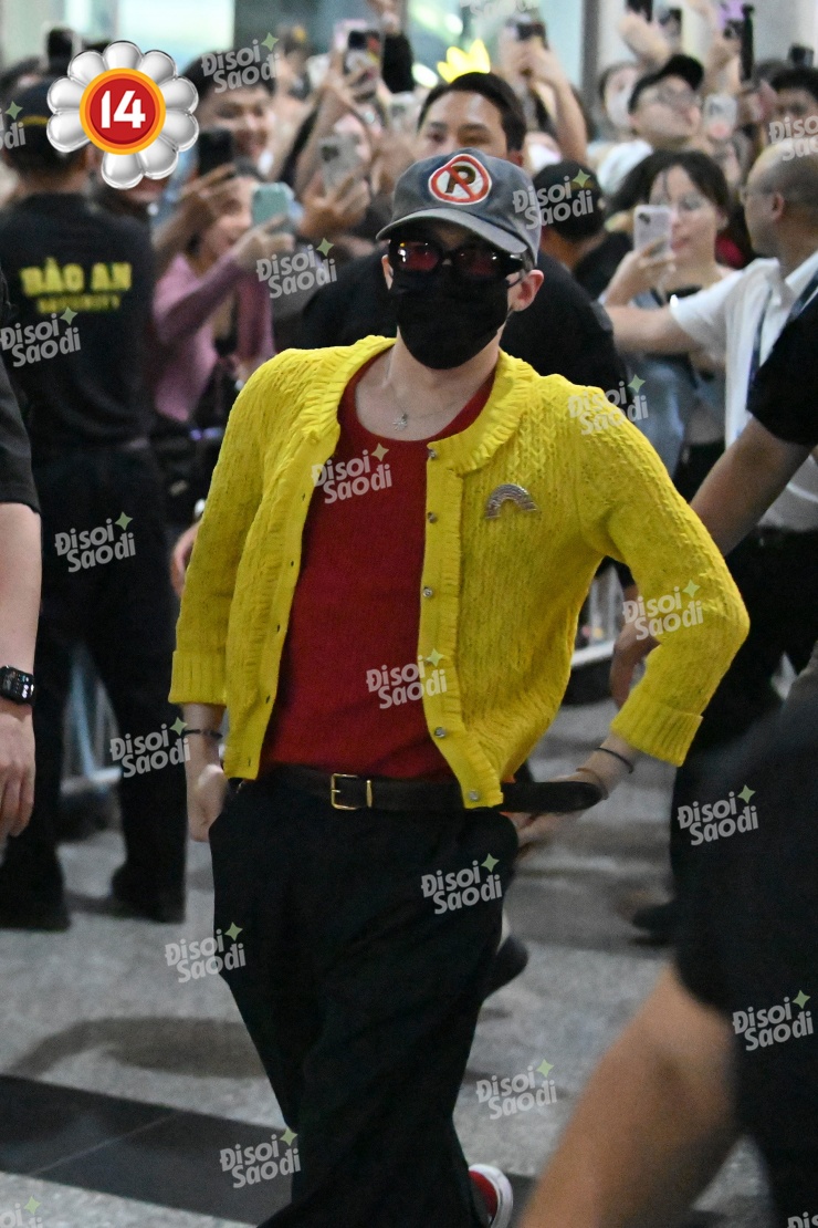 G-Dragon xuất hiện với diện mạo cực kỳ phong cách