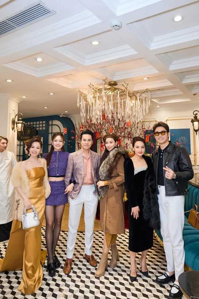 Khách mời của chú rể sẽ toàn các diễn viên quen thuộc của VTV