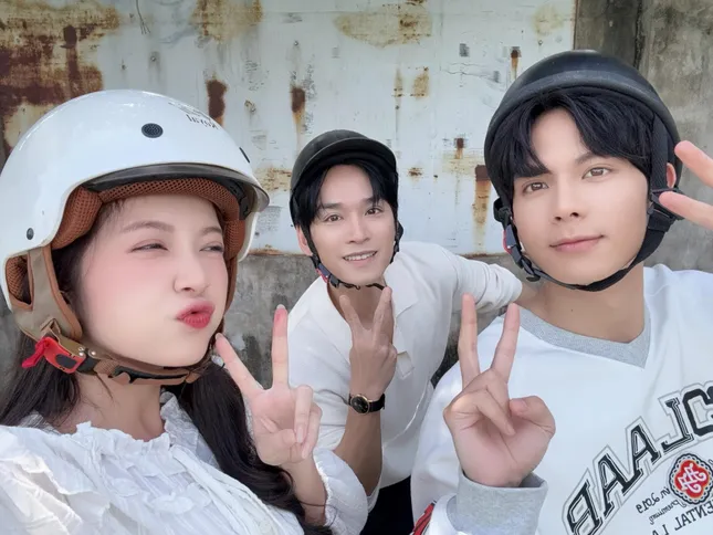 Khách mời phía cô dâu toàn mỹ nam có tiếng