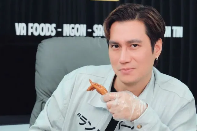 Việt Anh liên tục khẳng định sản phẩm chân gà của mình đảm bảo chất lượng.