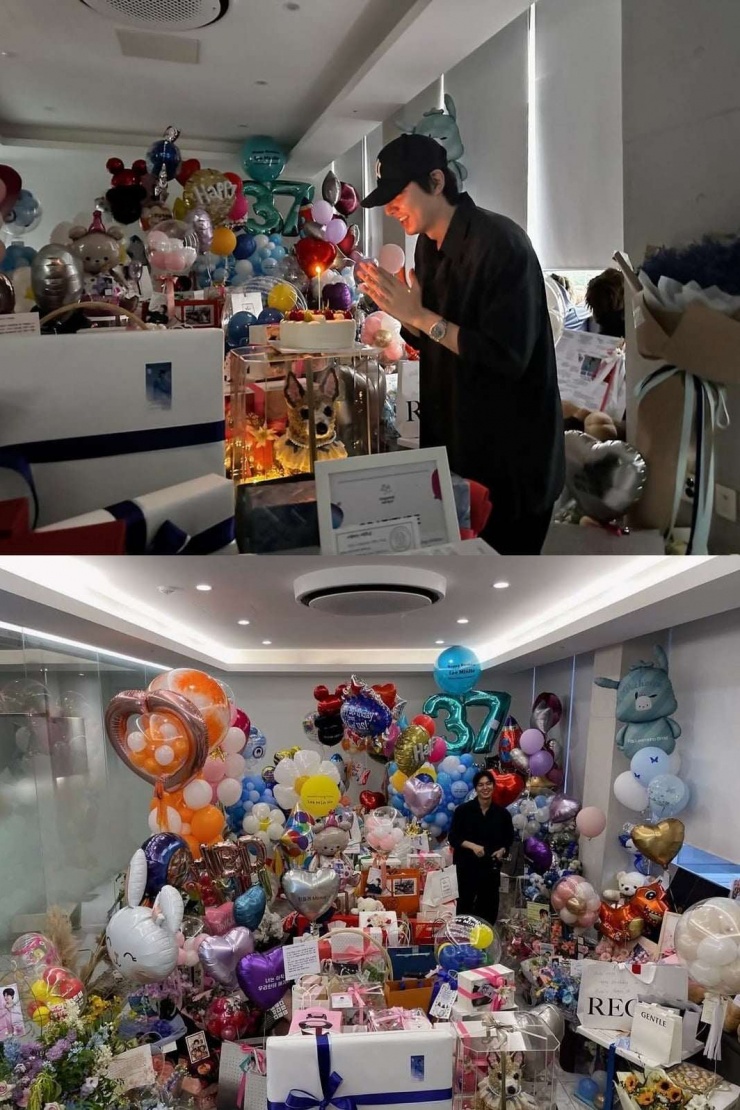 Theo fan, việc Lee Min Ho nhận quà và chụp ảnh lại là cách anh giao tiếp với người hâm mộ