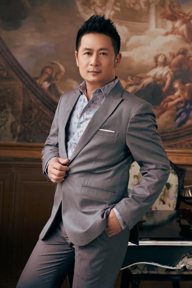 Nam ca sĩ Bằng Kiều.