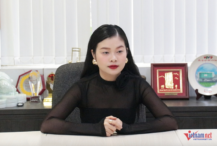 Trân Oanh từng bị đồng nghiệp hạ bệ uy tín, dẫn đến bị huỷ show diễn. Ảnh: Thanh Phi