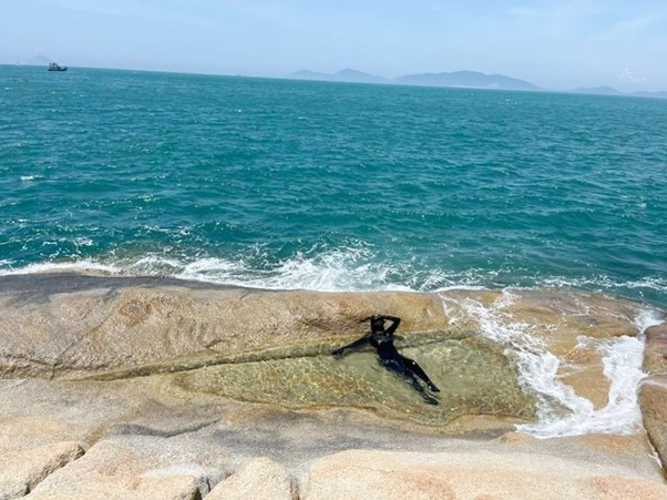 Bất ngờ với các hoạt động của Thủy Tiên trong 6 tháng