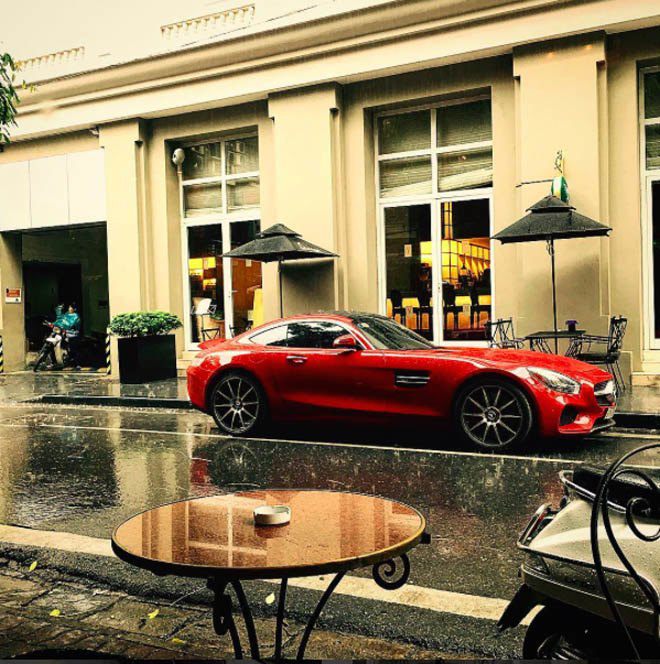 Em trai Ngọc Trinh là tay chơi siêu xe nức tiếng