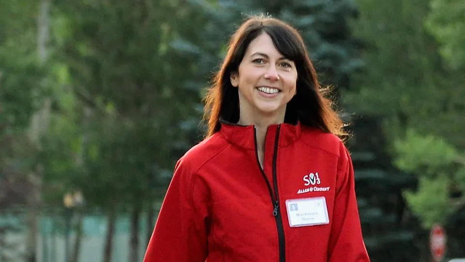 Cô đã cho đi phần nhiều tài sản của mình