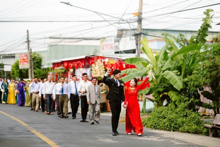 Màn rước dâu sôi động ở vùng quê