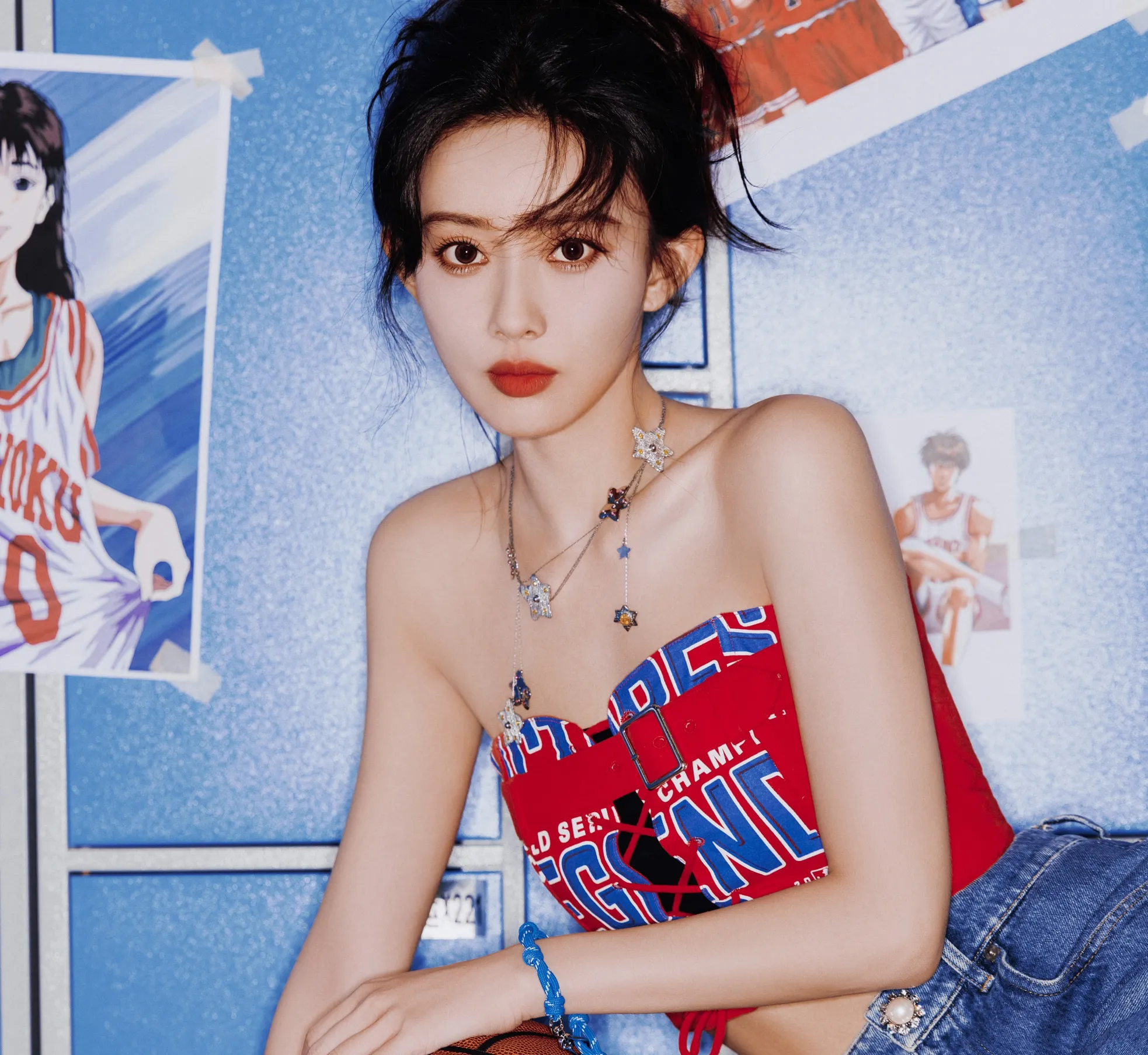 Theo Sohu , thực tế diễn xuất của Mạnh Tử Nghĩa trong Cửu trọng tử không xuất sắc, nhưng cô là ngôi sao lớn nhất của phim, là người được giới thiệu tên đầu tiên, do đó thành tích của phim trước hết thuộc về Mạnh Tử Nghĩa. Đồng thời điểm mạnh của nữ diễn viên là ngoại hình đẹp, yểu điệu quyến rũ và hợp đóng phim cổ trang, khả năng tạo tương tác với bạn diễn cũng tốt.