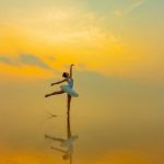 Biển vô cực đẹp như mơ ở Hưng Yên: Thiên đường sống ảo khiến giới trẻ mê mẩn 1751611466 802 thumbnail width740height495 anh cat 3 2 auto cropjpg