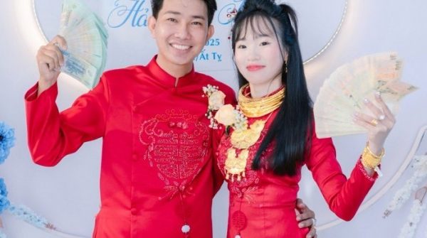 Bất ngờ trúng số, cô gái Sóc Trăng “hốt” luôn chàng bán vé số 1751684042 892 thumbnail width740height495 anh cat 3 2 auto cropjpg