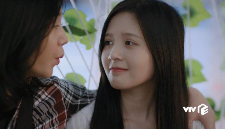 2 mỹ nhân VTV thế hệ mới cùng tên Ngọc Huyền: Người sắp thành cô dâu của Đình Tú, người hạnh phúc bên cháu trai NSƯT Chí Trung - 8