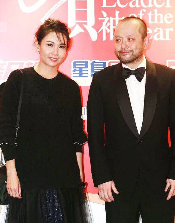 1751957856-nu-hoang-phim-18-sinh-3-con-gai-giup-chong-thanh-ty-phu-duoc-menh-danh-la-nu-nghe-si-vuong-phu-so-mo-khau-thuc-trinh-tu-bieu-tuong-goi-cam-den-ba-hoang-4904-212-width589height753 Nữ hoàng phim 18+ sinh 3 con gái giúp chồng thành tỷ phú, được mệnh danh là