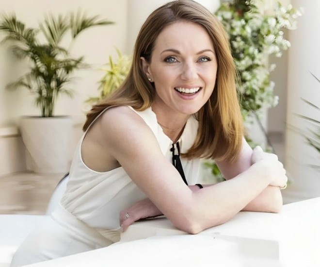 Geri Halliwell hoạt động solo và có những thành tựu đáng nể.