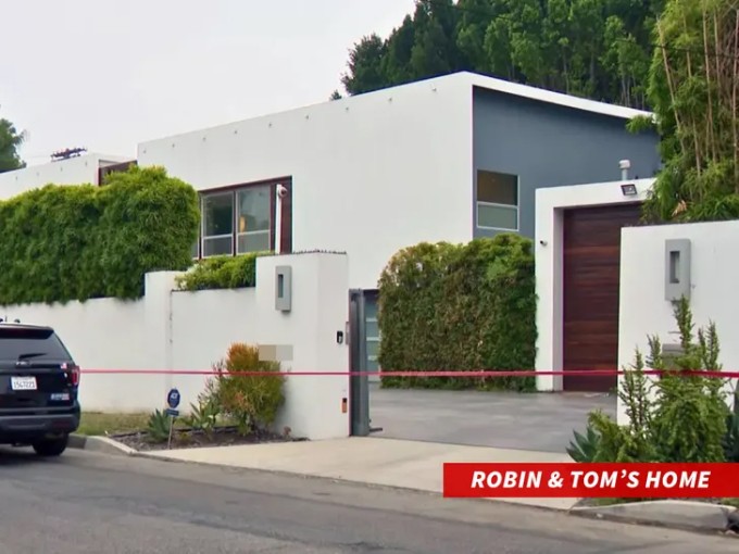 Biệt thự của vợ chồng Robin Kaye. Ảnh: TMZ