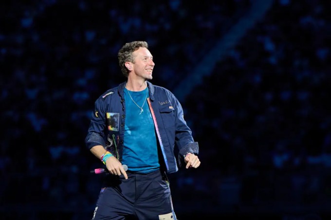 1752809948-chris-6718-5428-6861-width680height453-1 Chris Martin - thủ lĩnh ban nhạc Coldplay. Ảnh: Nypost