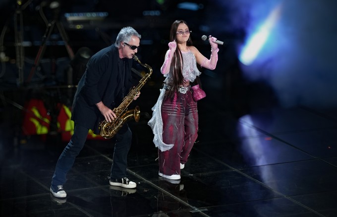 Phương Mỹ Chi vào chung kết 'Sing! Asia' - 2