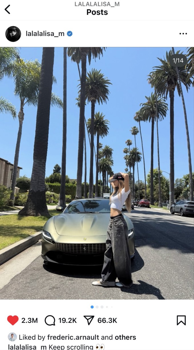 Lisa đăng ảnh mới và Fred vẫn thả tim như thường lệ. Ảnh Instagram