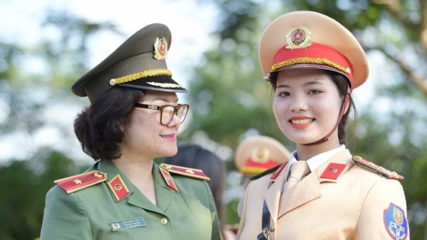 Nữ học viên An ninh nhân dân hai lần tham gia diễu binh cấp quốc gia 1753322257 dsc 4456 width1300height867