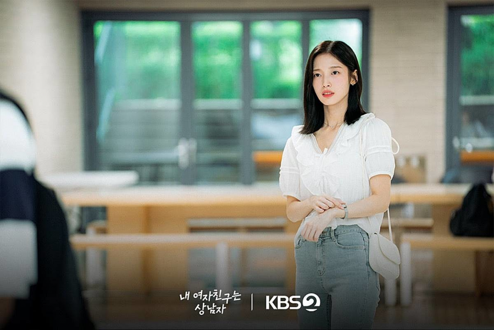 Trần đời chưa thấy phim Hàn nào dở thế này: Rating chạm đáy 0%, nam chính đỉnh cao của sự tệ hại- Ảnh 4. Trần đời chưa thấy phim Hàn nào dở thế này: Rating chạm đáy 0%, nam chính đỉnh cao của sự tệ hại- Ảnh 4.