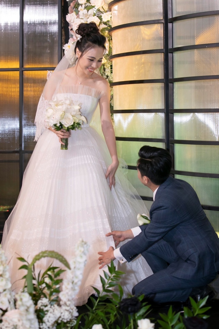 Cường Đôla và Đàm Thu Trang kỷ niệm 6 năm cưới - 6