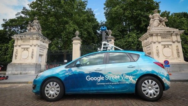 Chụp ảnh một người không mặc đồ, Google bị yêu cầu bồi thường hơn 300 triệu đồng 1753759762 car width900height495