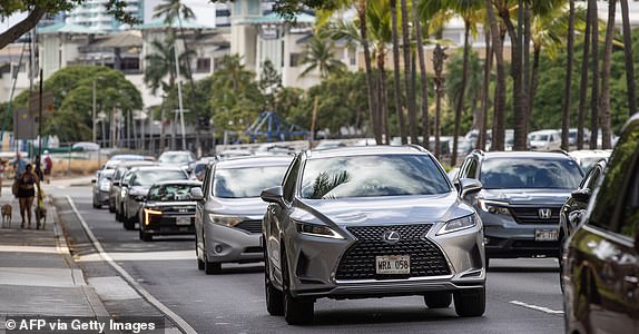 Người dân Mỹ, Nhật gấp rút sơ tán tránh sóng thần, hàng triệu người có thể bị ảnh hưởng- Ảnh 2.