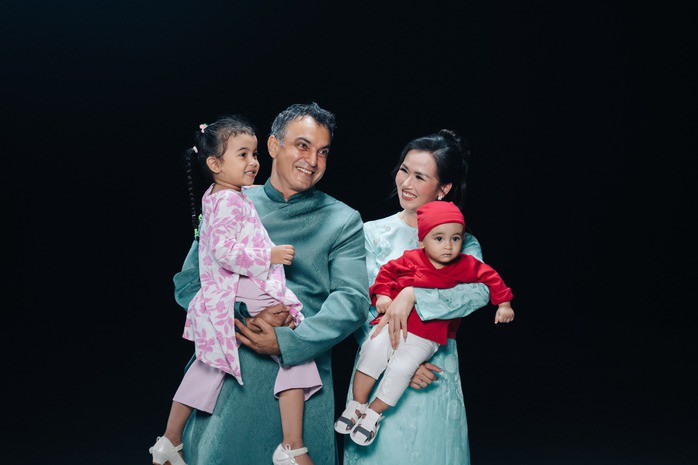 1753945562-vohatram-8-86713-width698height465 Gia đình Võ Hạ Trâm