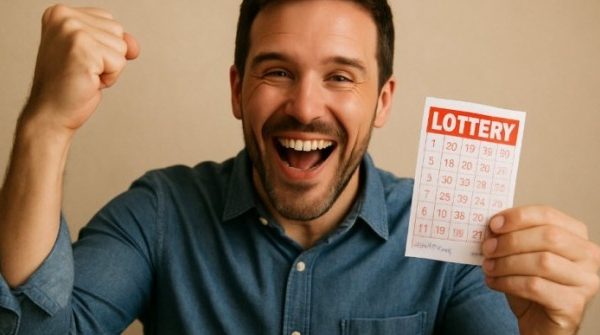 Chủ quán đóng cửa vì "trúng số": Sự thật khiến dân mạng xúc động 1754038076 369 thumbnail width740height495 anh cat 3 2 auto cropjpg